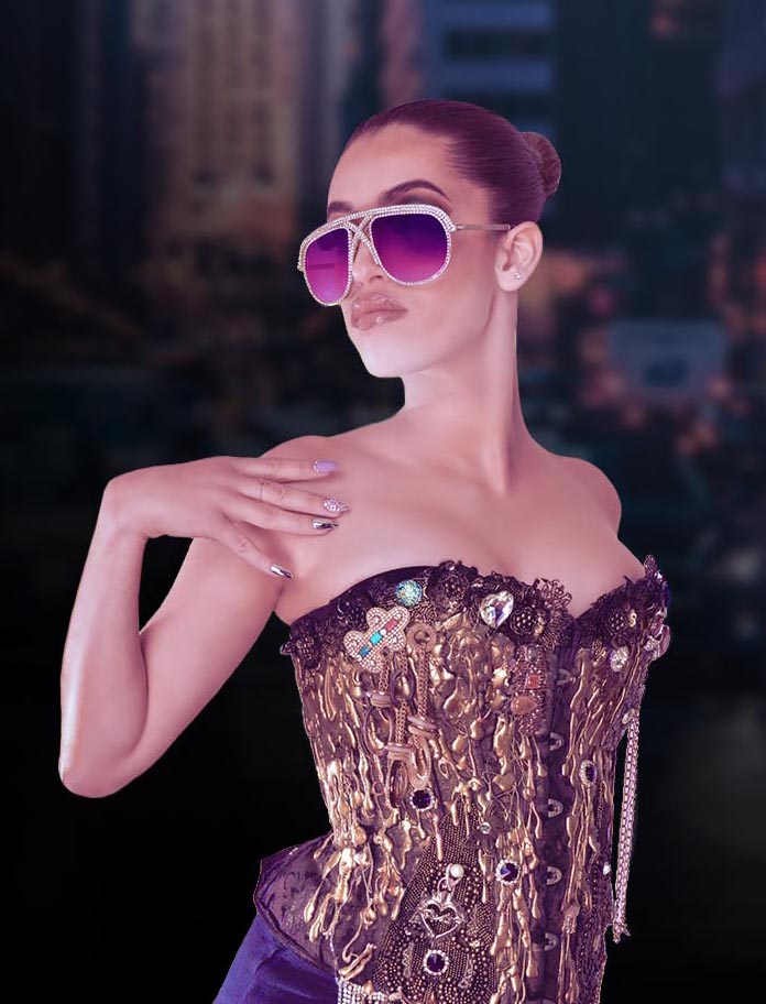 Model wearing sun glasses